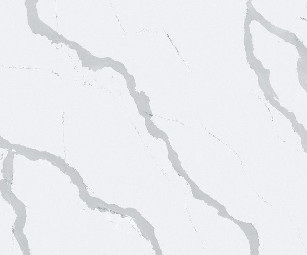 Närbild på kvartskompositen Bianco Calacatta med tydliga grå ådringar
